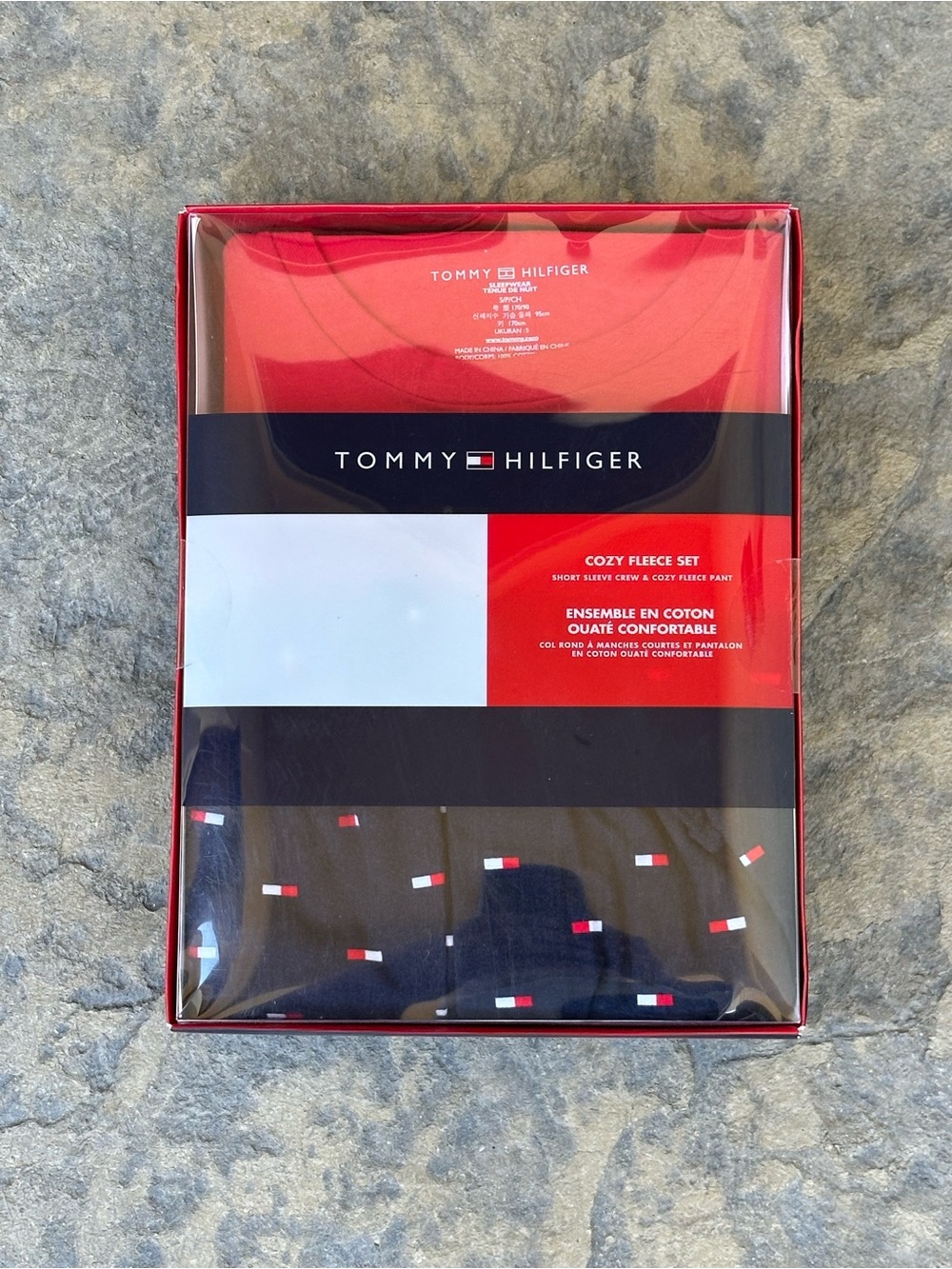Tommy Hilfiger Cozy Fleece Set - Short Sleeve Crew & Fleece Pants Red Navy Small